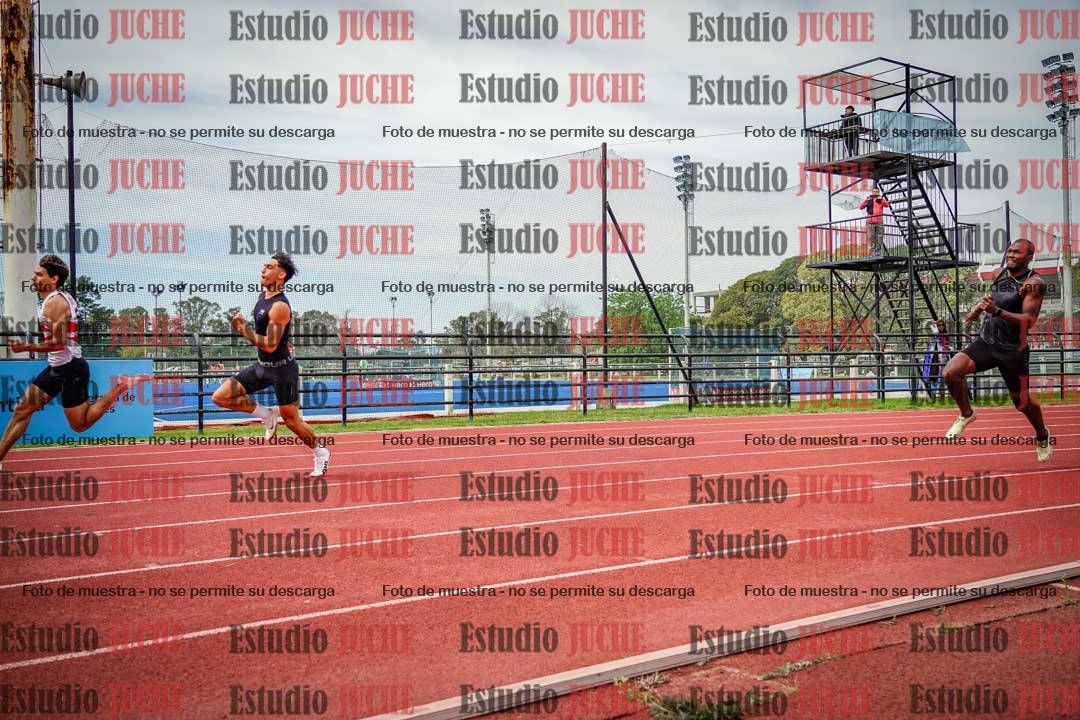 Fotos de los 200 m llanos de varones