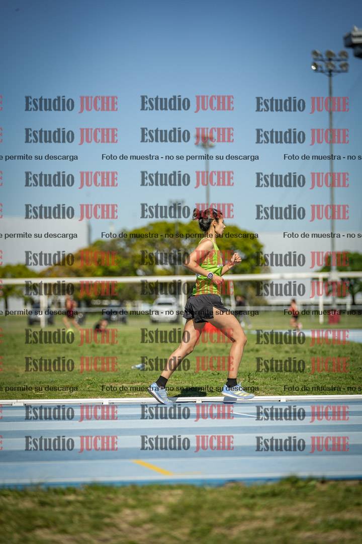 Fotos de los 5000 m de mujeres y varones - serie 2