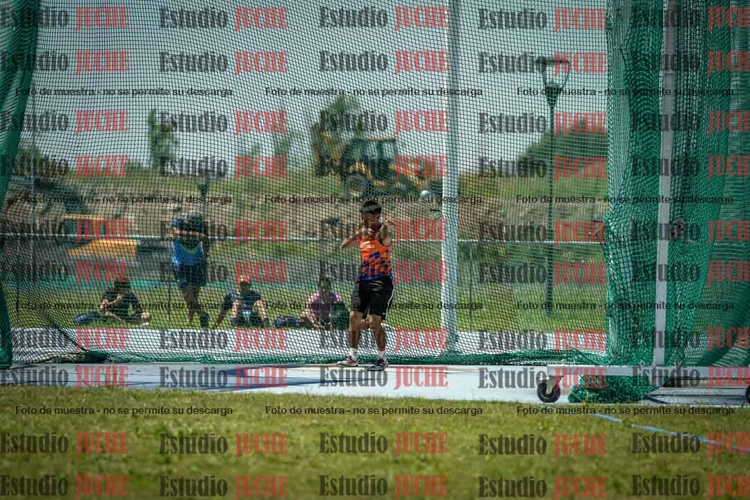 Fotos del lanzamiento del martillo de varones