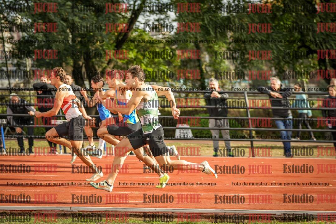 Fotos de los 100 m llanos de varones