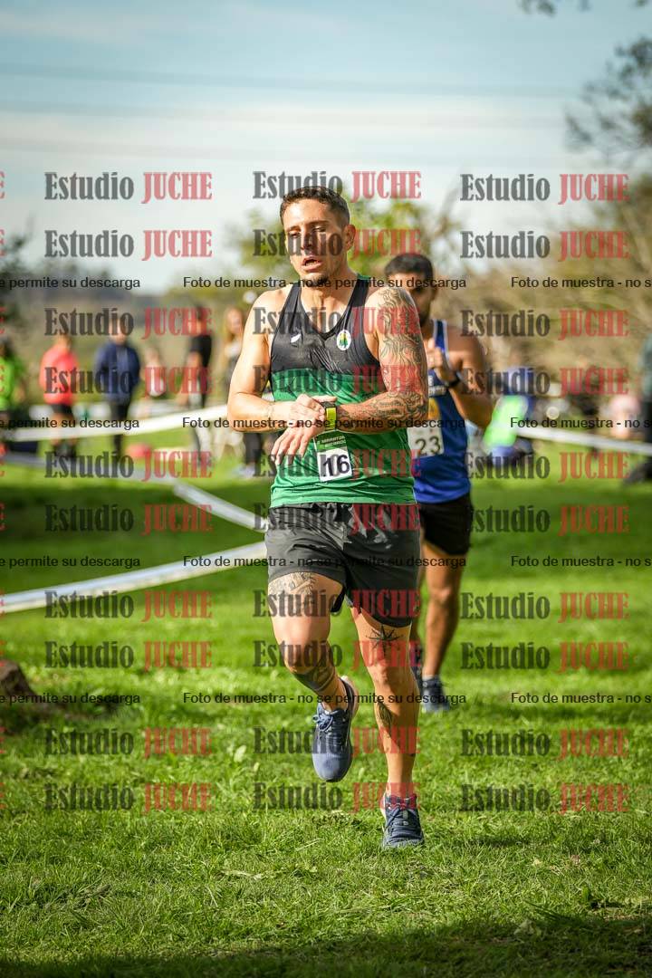 Fotos de la llegada del cross de 4000 m - varones