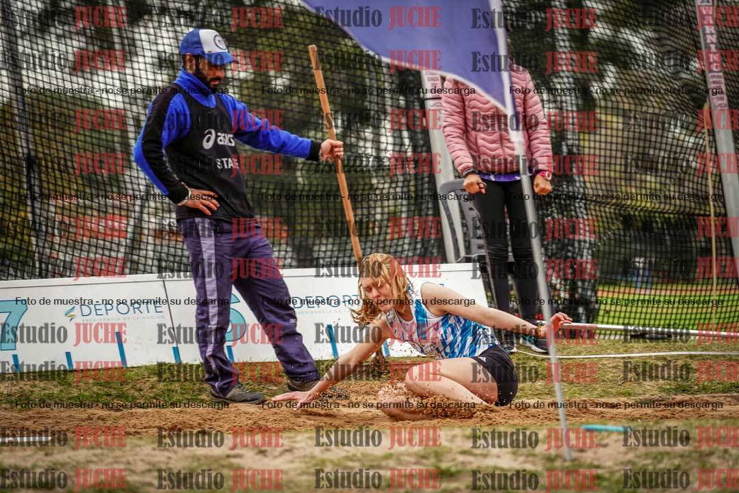 Fotos del salto en largo de mujeres - heptatlón 5