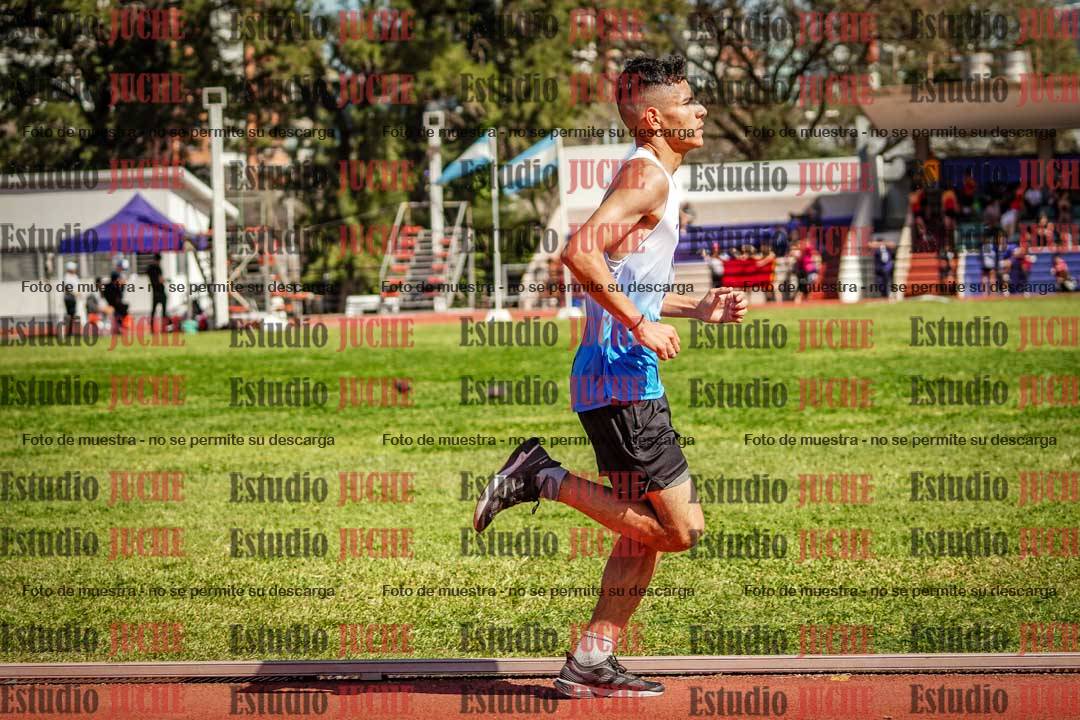 Fotos de los 2400 m de varones