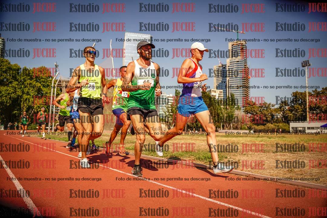 Fotos de los 3000 m llanos de varones