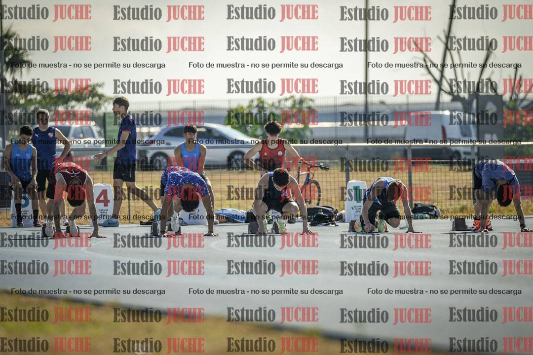 Fotos de los 100 m llanos de varones