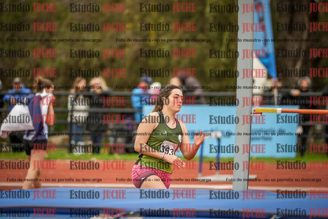 Fotos del salto en alto de mujeres
