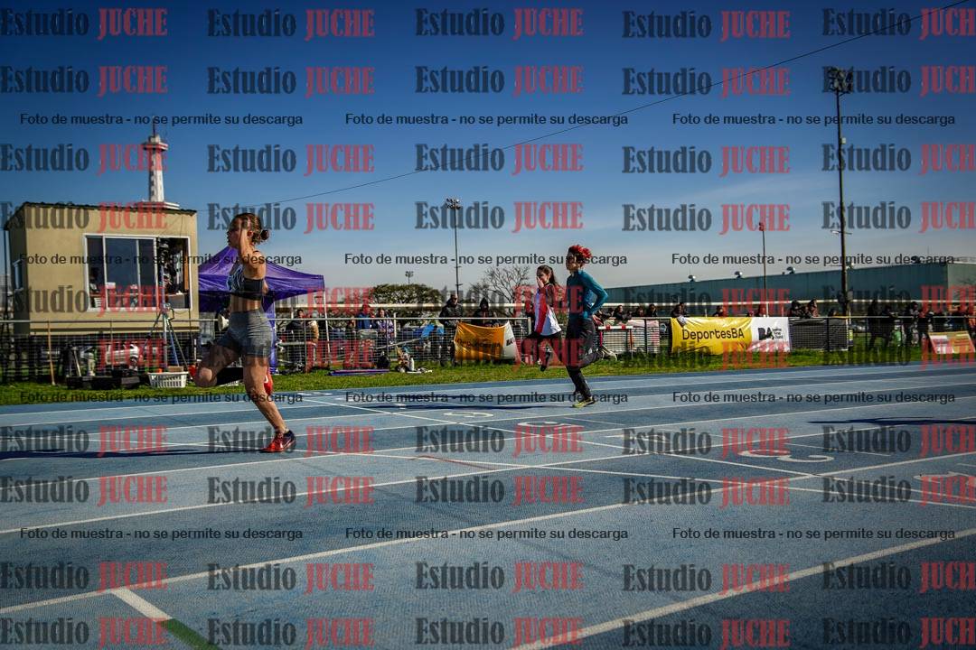 Fotos de los 100 m llanos de mujeres - U17
