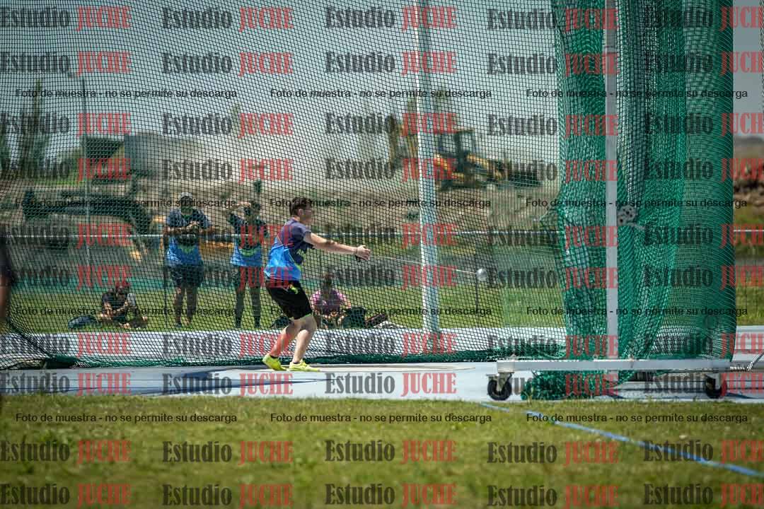 Fotos del lanzamiento del martillo de varones