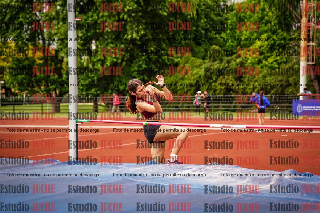 Fotos del salto en alto de mujeres