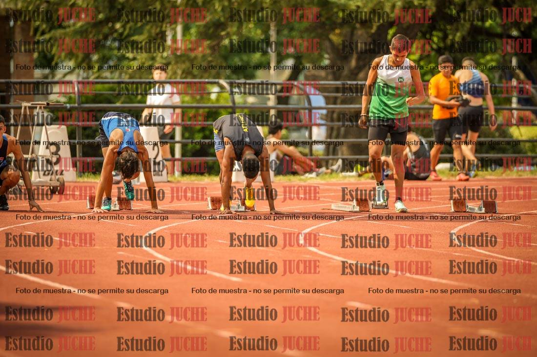Fotos de los 100 m llanos de varones