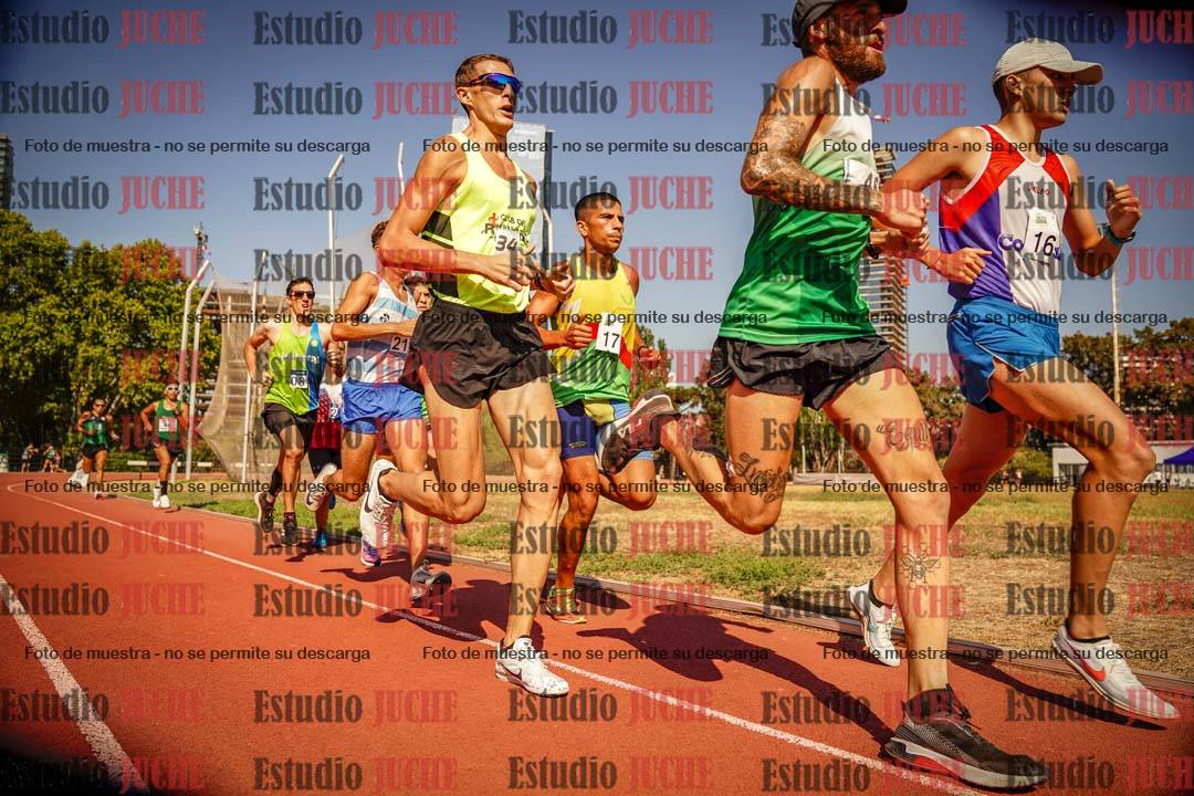Fotos de los 3000 m llanos de varones