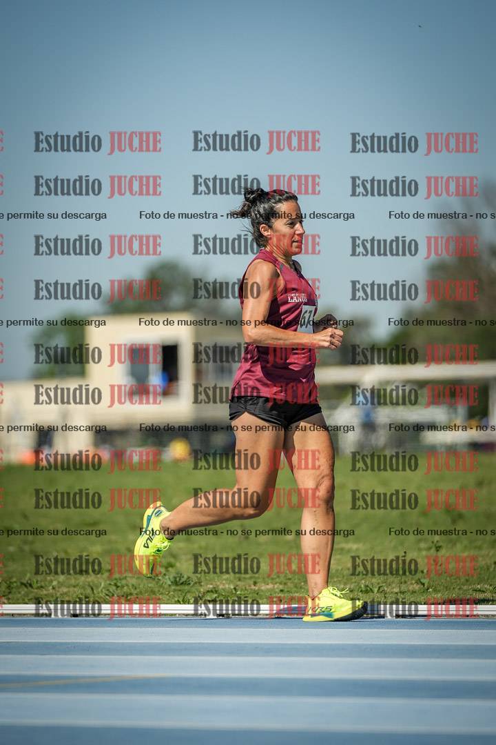 Fotos de los 5000 m de mujeres y varones - serie 2