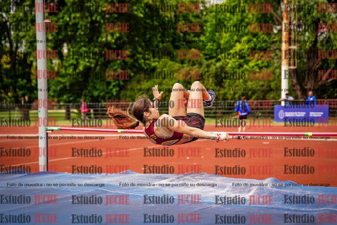 Fotos del salto en alto de mujeres