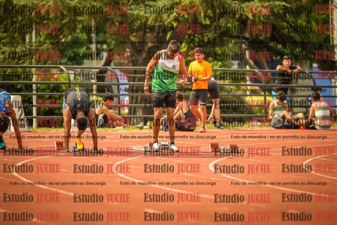 Fotos de los 100 m llanos de varones