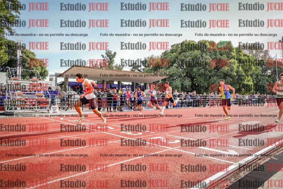 Fotos de los 100 m llanos de varones