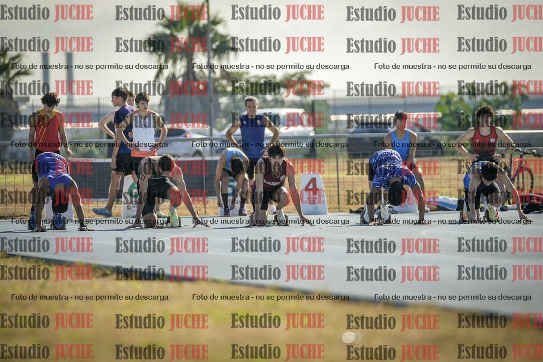 Fotos de los 100 m llanos de varones