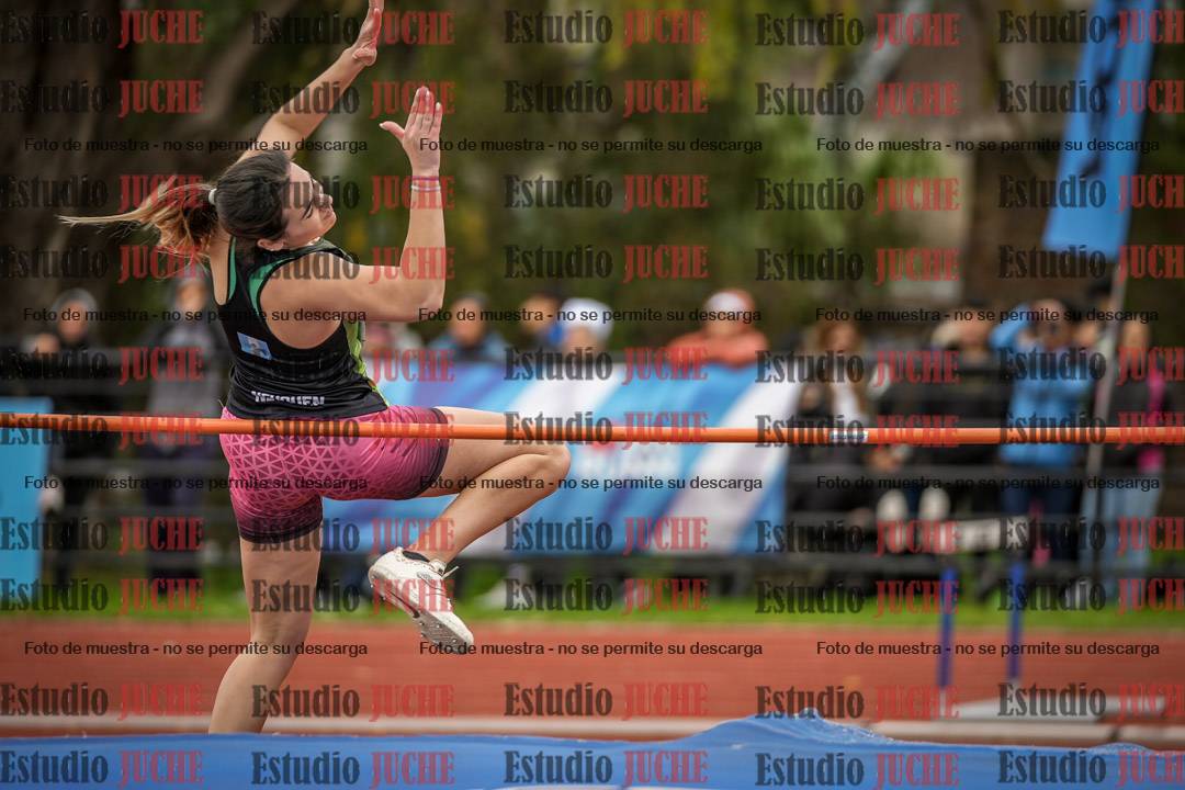 Fotos del salto en alto de mujeres