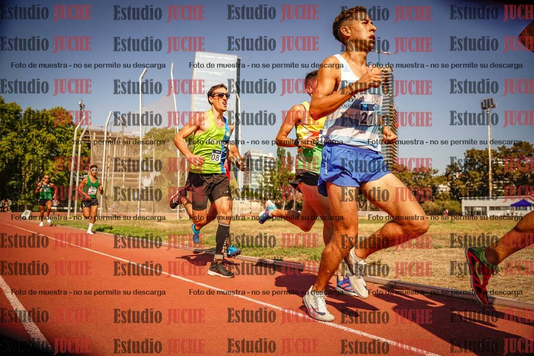 Fotos de los 3000 m llanos de varones