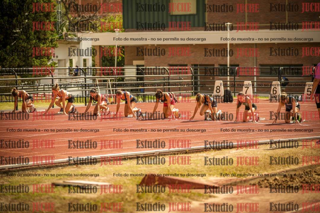 Fotos de los 100 m con vallas de mujeres