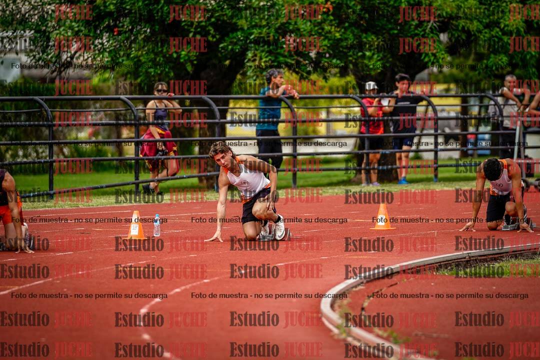 Fotos de los 200 m llanos de varones