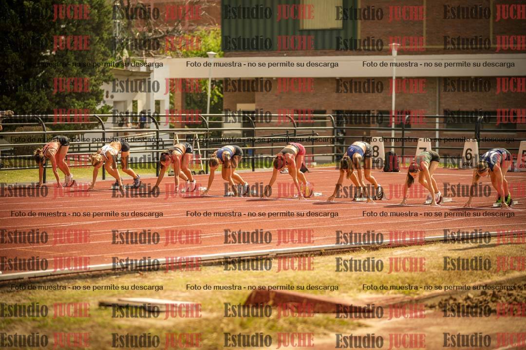 Fotos de los 100 m con vallas de mujeres