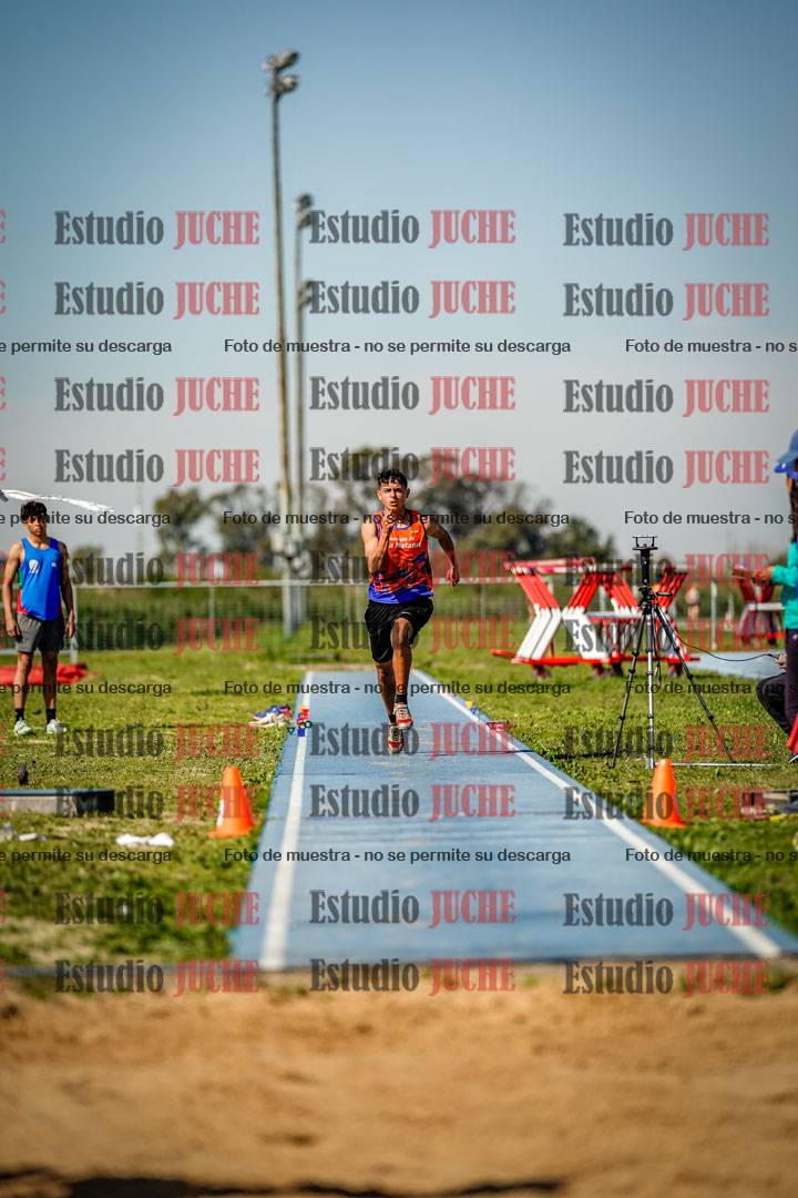 Fotos del salto triple de varones