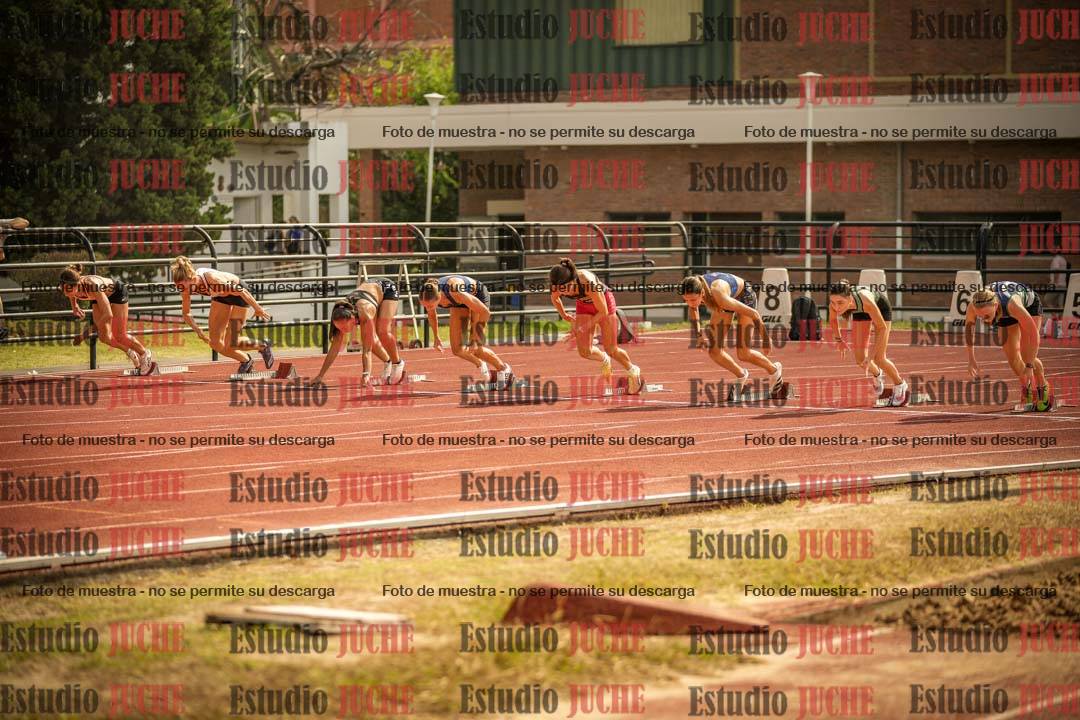 Fotos de los 100 m con vallas de mujeres
