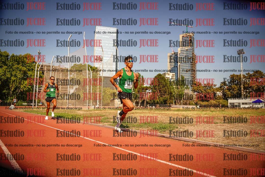Fotos de los 3000 m llanos de varones