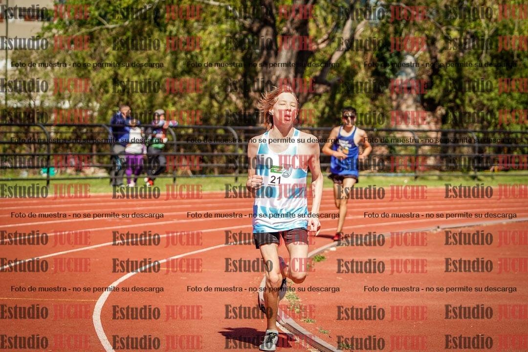 Fotos de los 2400 m de varones