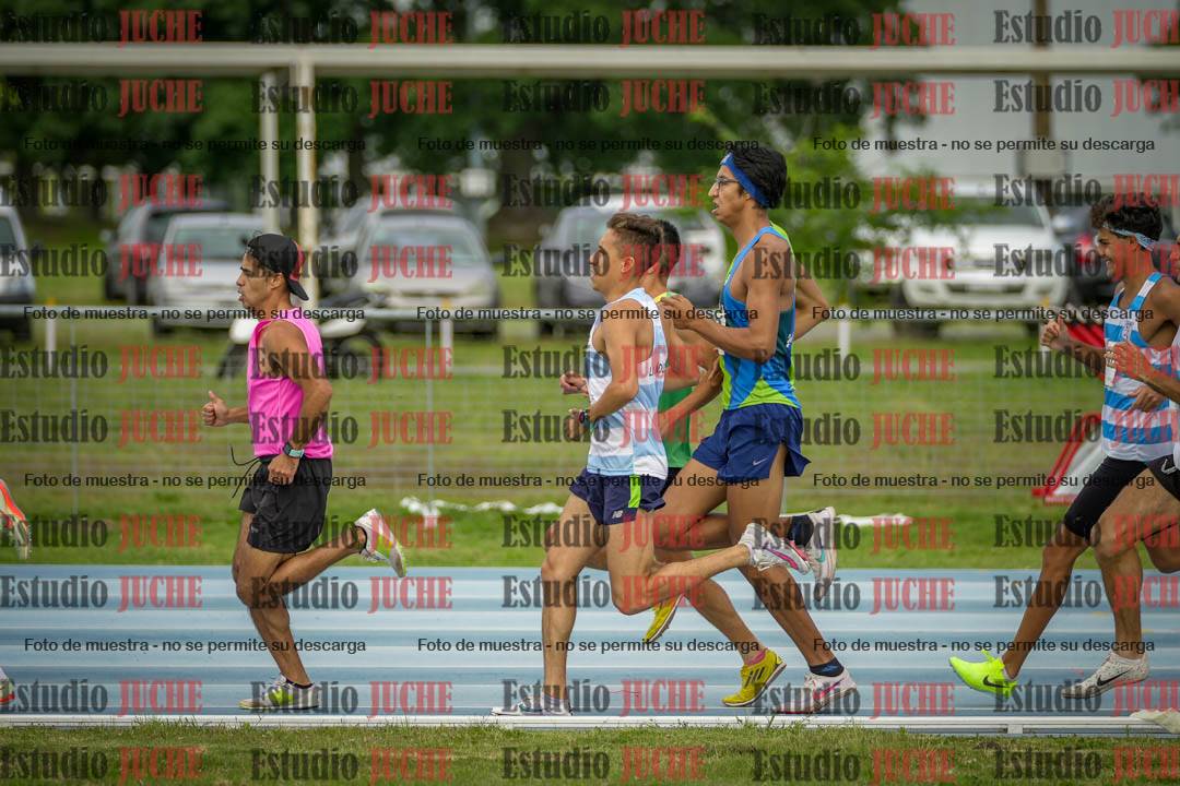 Fotos de los 1000 m llanos de varones