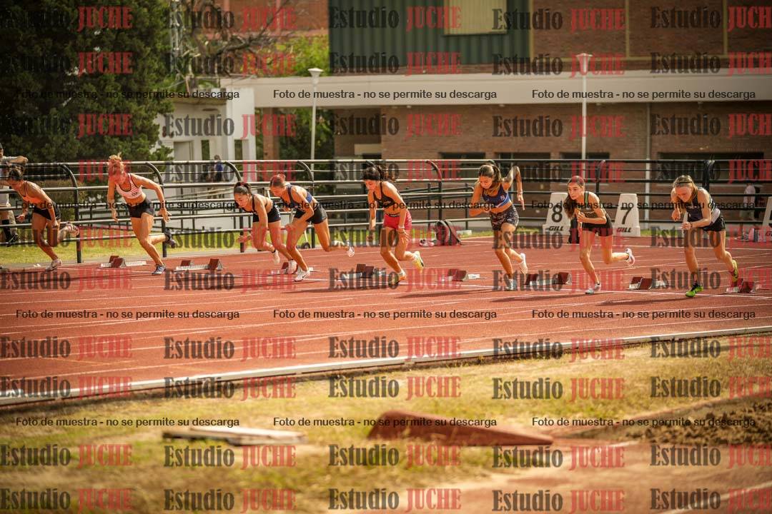 Fotos de los 100 m con vallas de mujeres