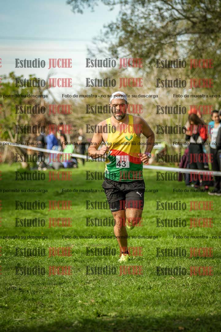 Fotos de la llegada del cross de 4000 m - varones