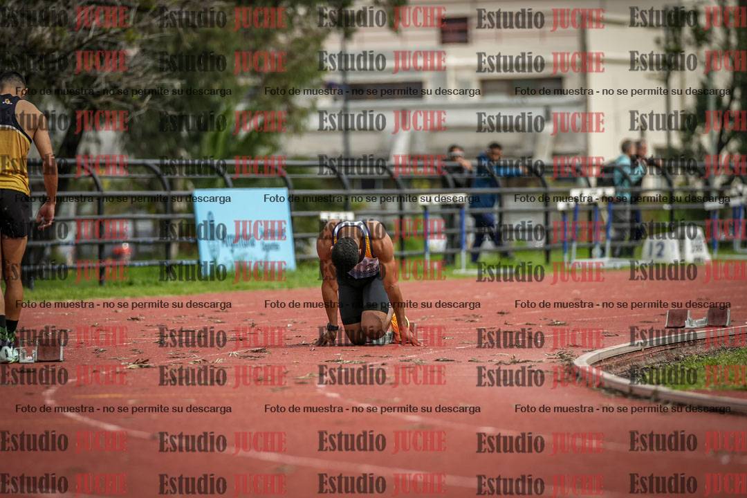 Fotos de los 200 m llanos de varones