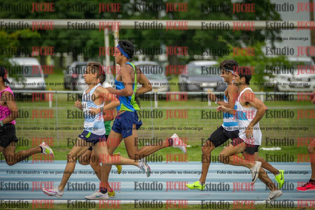 Fotos de los 1000 m llanos de varones