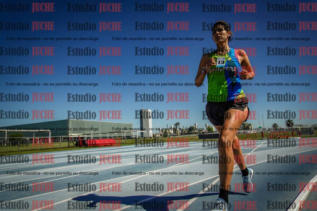 Fotos de los 5000 m de mujeres y varones - serie 2