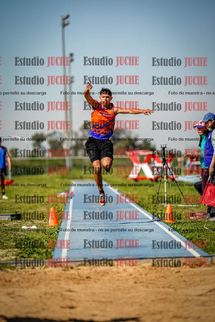 Fotos del salto triple de varones