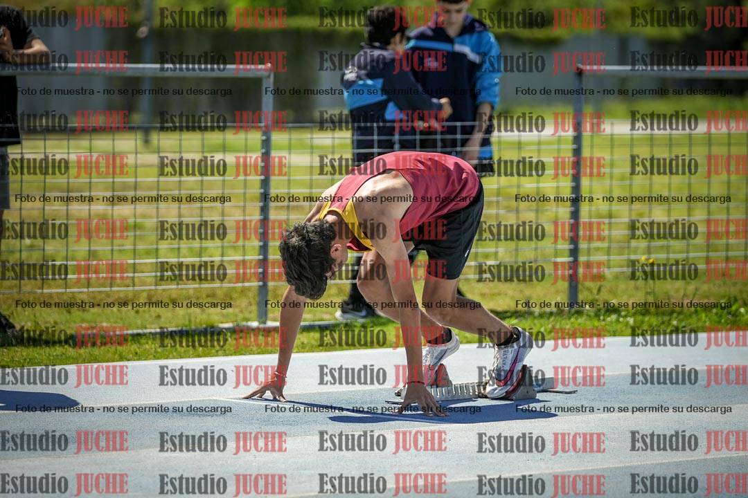 Fotos de los 200 m llanos de varones