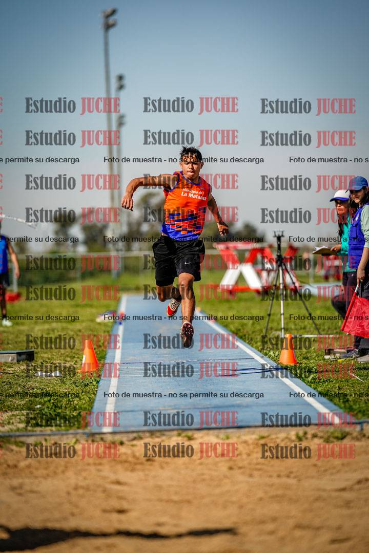 Fotos del salto triple de varones