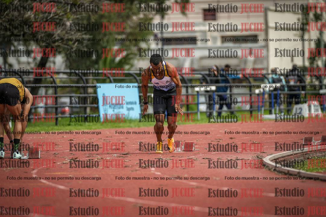 Fotos de los 200 m llanos de varones