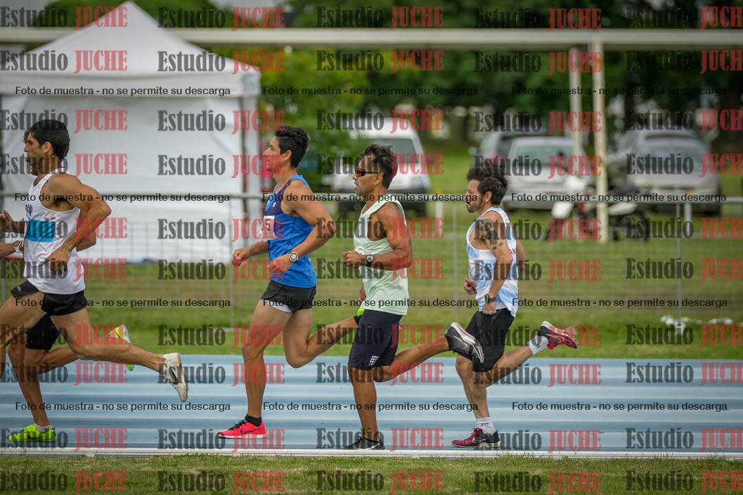 Fotos de los 1000 m llanos de varones