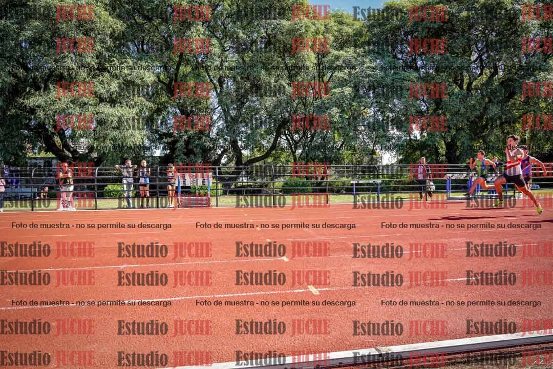 Fotos de los 100 m llanos de varones