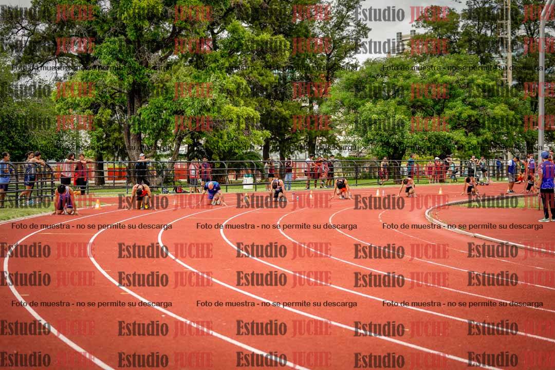 Fotos de los 200 m llanos de varones