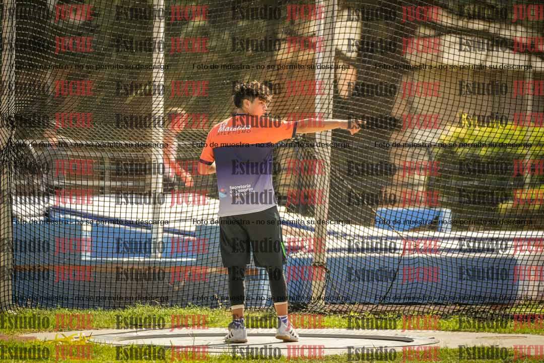 Fotos del lanzamiento de martillo de varones
