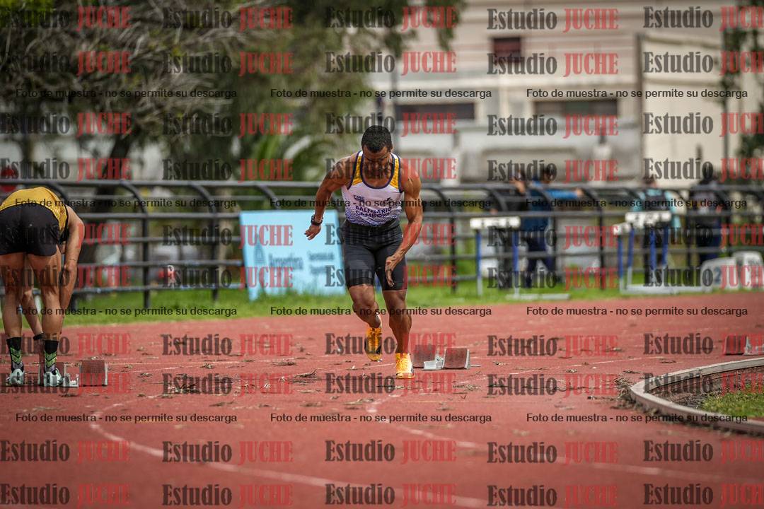 Fotos de los 200 m llanos de varones