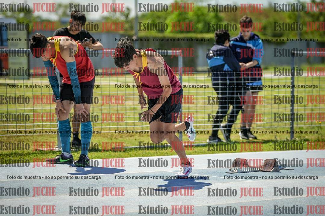 Fotos de los 200 m llanos de varones