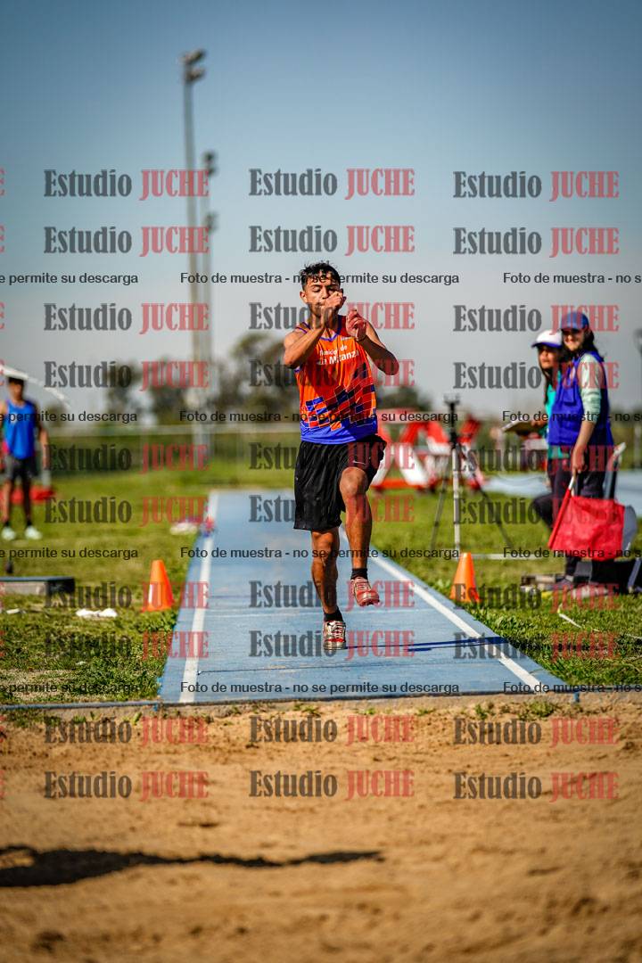 Fotos del salto triple de varones