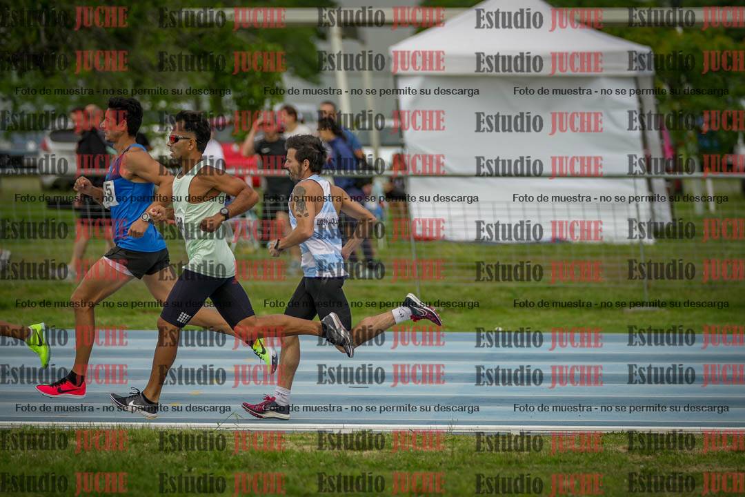 Fotos de los 1000 m llanos de varones