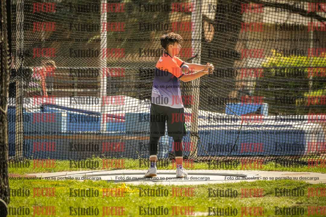 Fotos del lanzamiento de martillo de varones