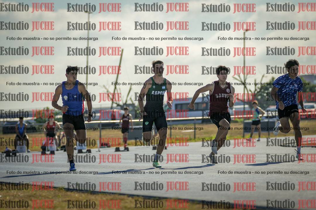Fotos de los 100 m llanos de varones