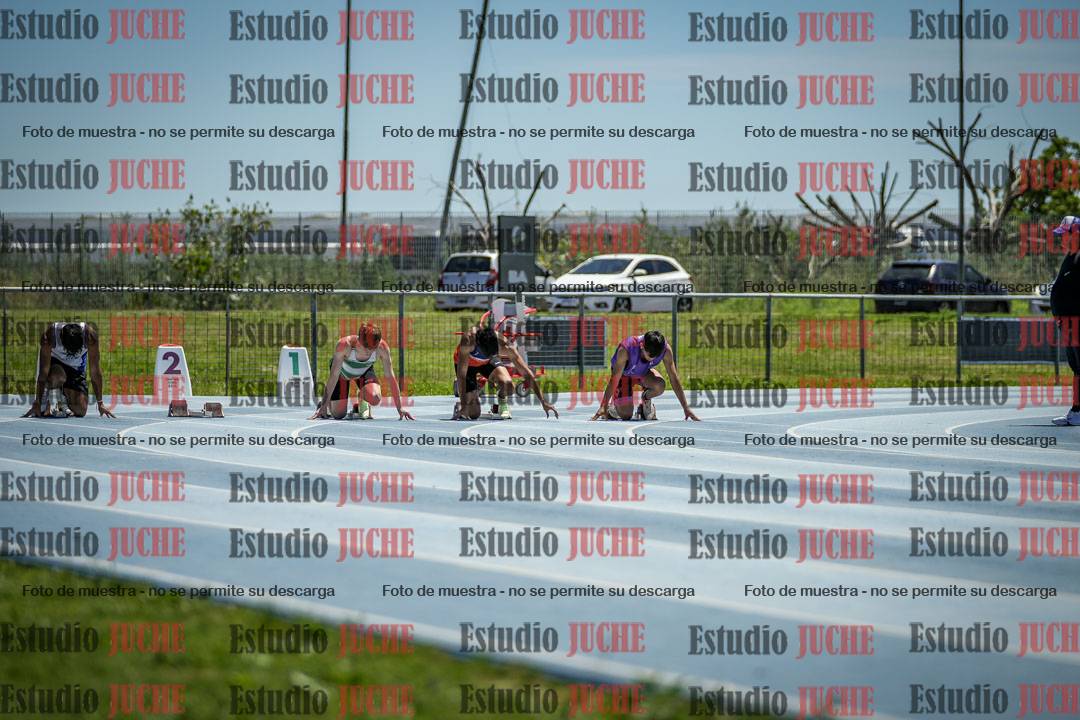 Fotos de los 100 m llanos de varones